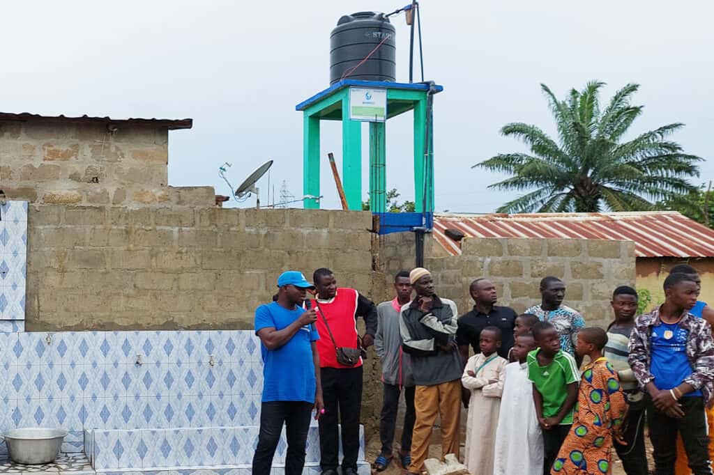 Elektrischer Brunnen in Afrika - Wasserversorgung für nachhaltige Entwicklung